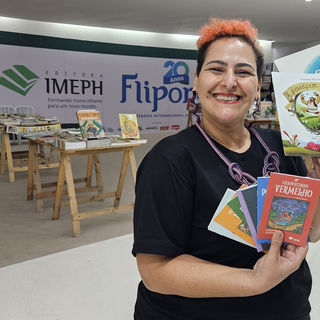Com passagem por Portugal, cordelista brasileira Susana Morais projeta a cultura do sertão pernambucano no circuito literário internacional