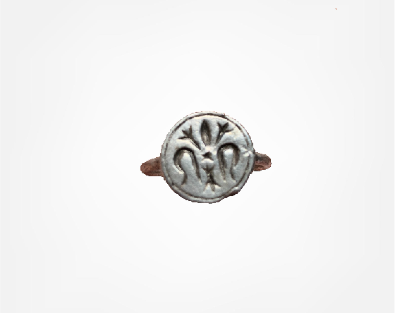 Medieval Silver Signet Ring -WEARABLE