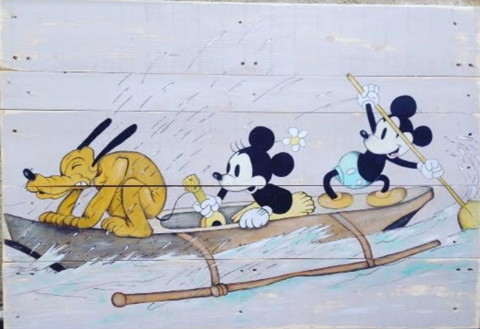 Mickey pirogue