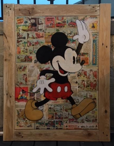 Mickey joyeux