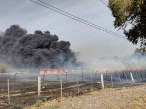 Videos: Ayer se incendió un invenadero en el distrito Sanrafaelino de Villa Atuel