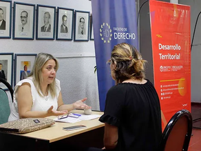 Gran cantidad de vecinos recibieron asesoramiento jurídico gratuito.