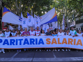 Repudiaron el desalojo de la carpa que el SUTE instaló en la Legislatura