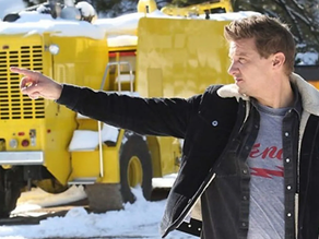 Jeremy Renner reapareció en las redes sociales tras el accidente y mostró cómo quedó