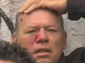 La infantería evacuó a los empujones a Sergio Berni de la protesta en la General Paz