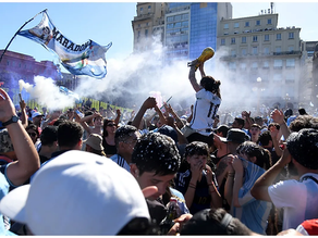 Mas de 400 mil hinchas de Argentina firmaron para que Francia “deje de llorar” por el Mundial