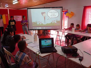 Se dictó un taller de cocina sin TACC para niños, en el SUM del Barrio SOEMGA
