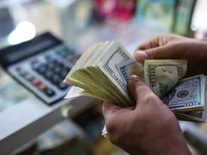 El dólar blue cerró el año en baja, ¿cómo seguirá el próximo año?