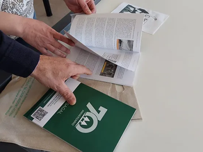 Cecsagal entregó libros sobre sus 70 Años de Historia, a la Biblioteca "Sarmiento"
