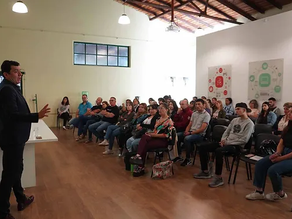 Prestadores turísticos se capacitaron en atención al turista.