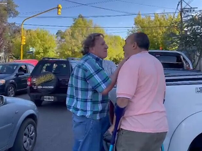 Video: dos políticos mendocinos se agarraron a piñas en la calle