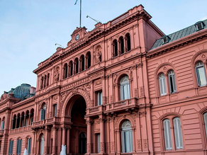 Evacuaron la Casa Rosada por una amenaza de bomba
