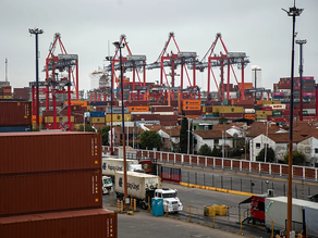El Gobierno anunciará liberación de importaciones para empresas que paguen con sus propios dólares