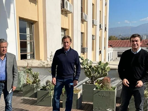 Alfredo Cornejo pica en punta y De Marchi lo escolta en una encuesta que hunde al PJ