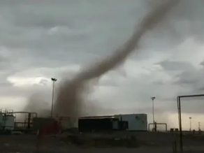 Mirá el Video: Un tornado azotó Malargüe! Las tormentas se hacen sentir cada vez más