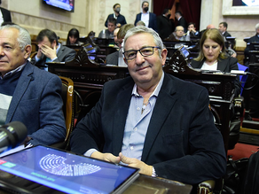 Julio Cobos pretende que Cristina y Alberto sigan los pasos de Macri