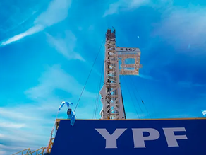 Cada vez peor. YPF aumenta en 4% promedio el precio de las naftas y el gasoil