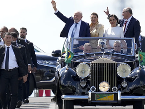Lula da Silva asumió su tercer mandato como presidente de Brasil: "Democracia para siempre"