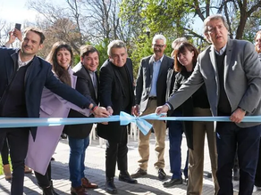 Parisi intensificó la campaña, recibió a Rossi en el sur y repartió críticas contra el Gobierno