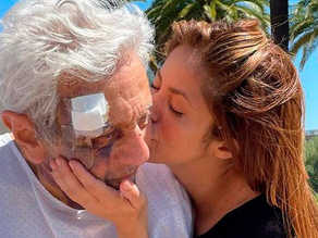 Shakira confirma que su padre está internado, y pide "respeto a la intimidad de la familia"