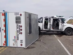 Oriundos de Real del Padre tuvieron un accidente con su camioneta y casilla