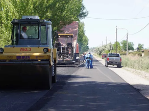 No se detienen las obras de asfalto en el departamento.