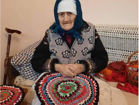 Тепло від бабусі Ганни