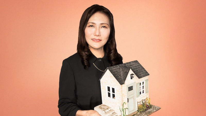 西 美加子。