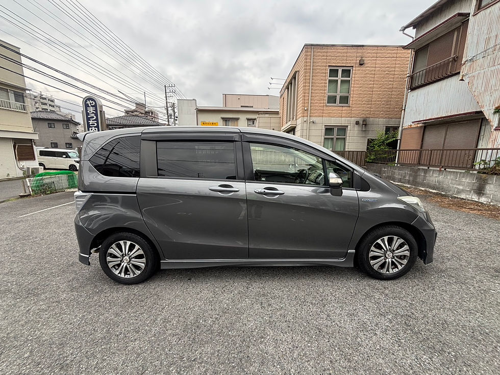 Thumbnail: 2012 Honda Freed Hybrid Just Selection