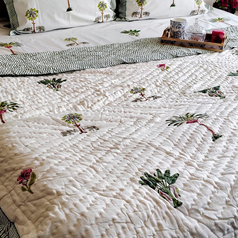 Reversible quilt with traditional Indian block print