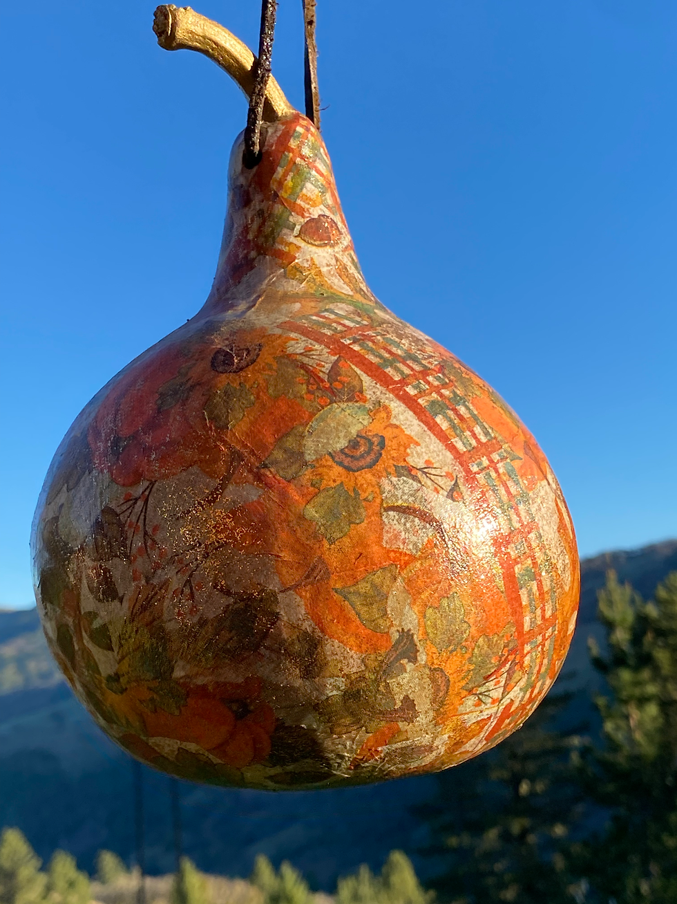 Thumbnail: Decoupage Birdhouse