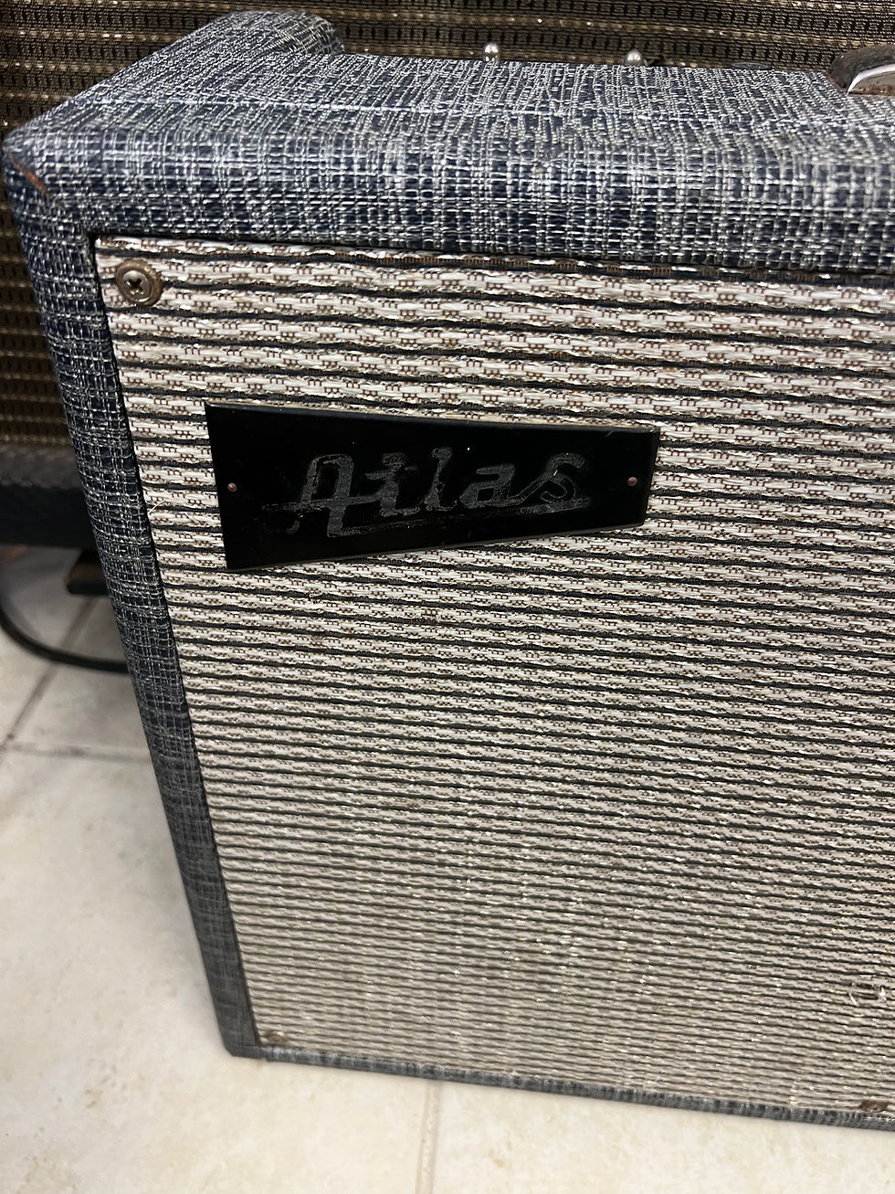 Thumbnail: Atlas branded supro Royal Reverb