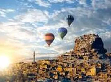 Sİng Outside.webp