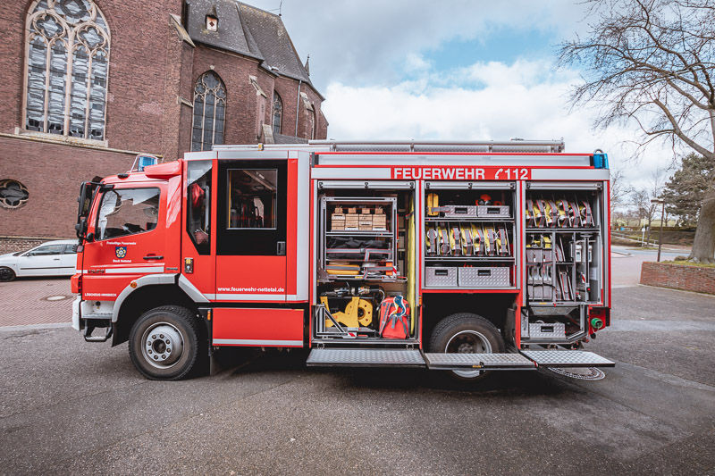 Hinsbeck HLF Fahrerseite