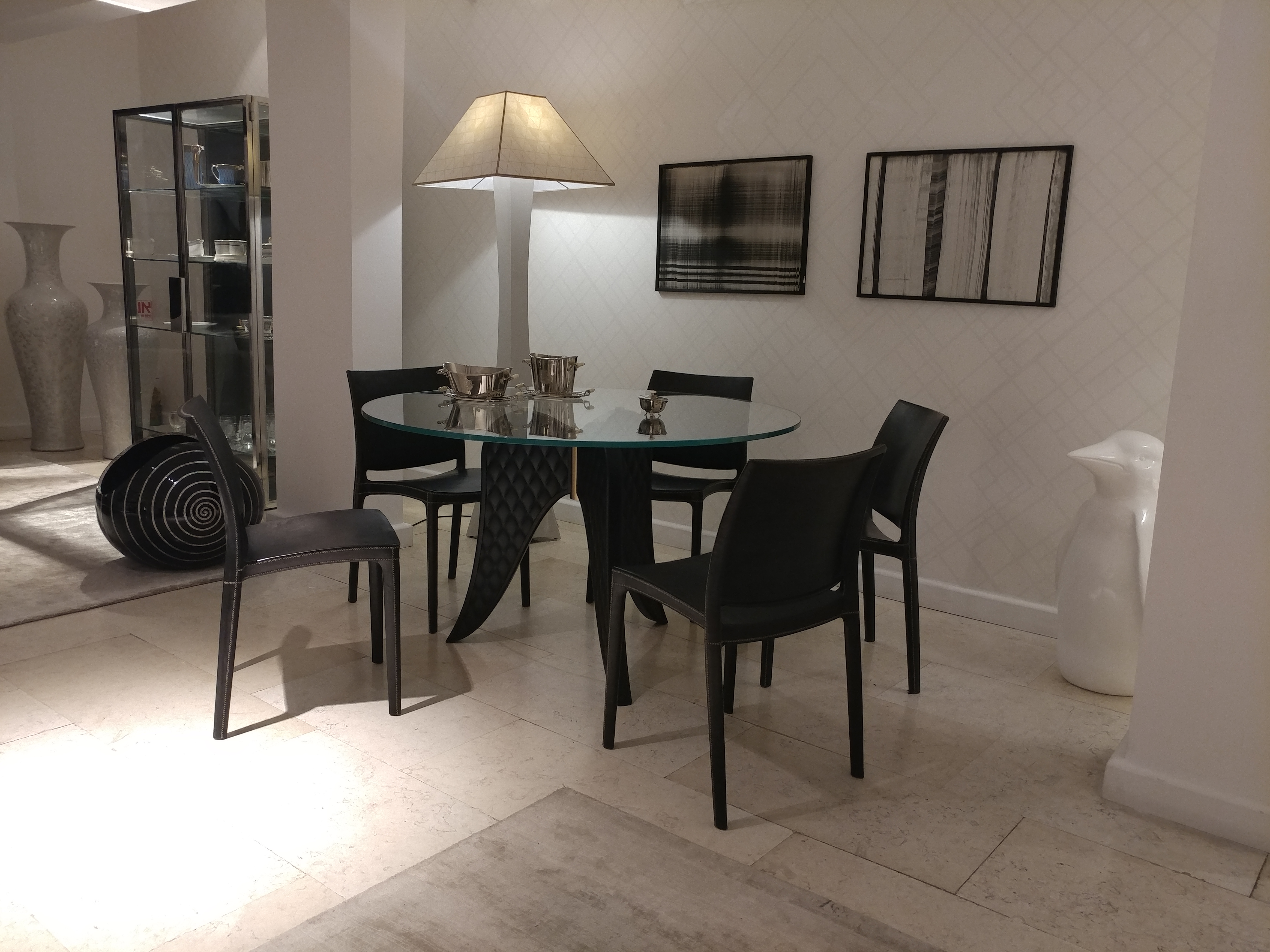 Studio bar