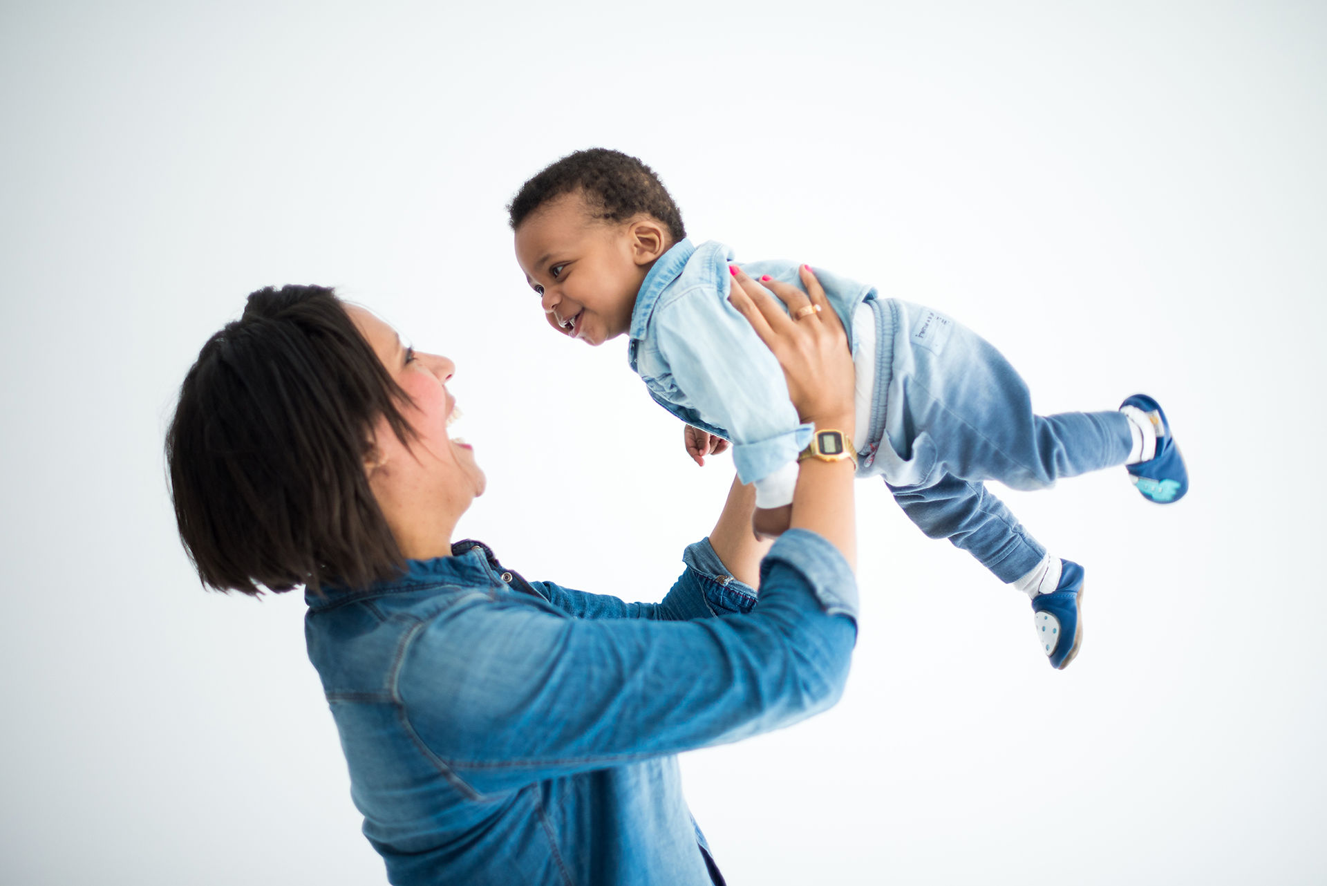 Brigitte Delibes Photographie - Home studio - séance photo mère-enfant