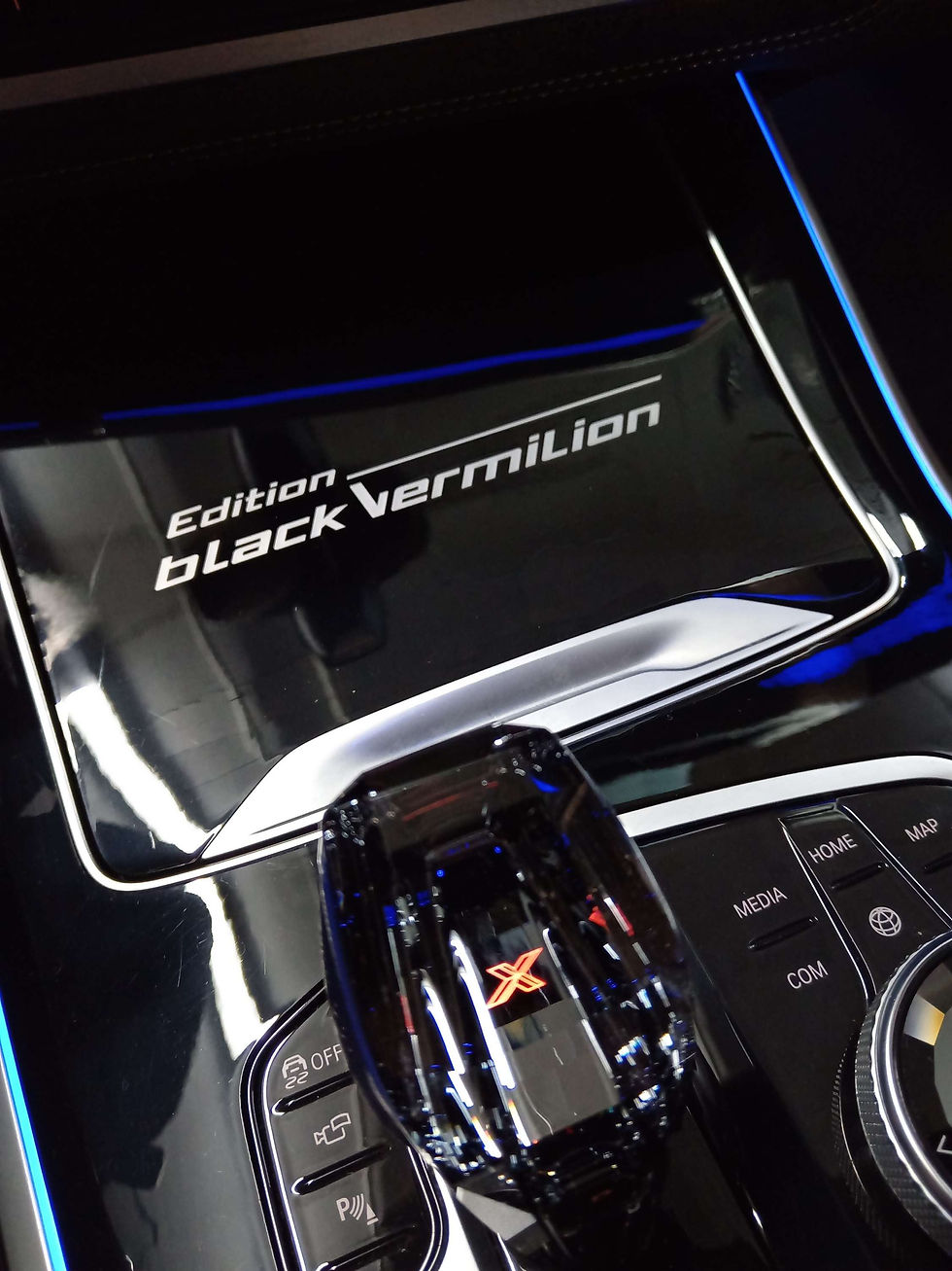 Miniaturbild: BMW X5 (Edition Black Vermillion)