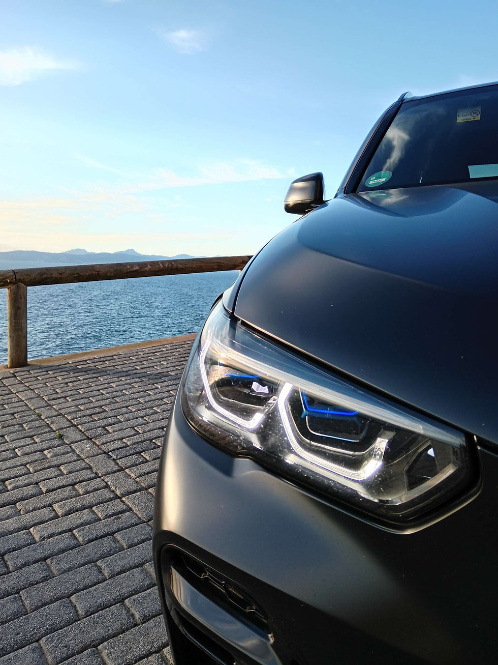 Miniaturbild: BMW X5 (Edition Black Vermillion)