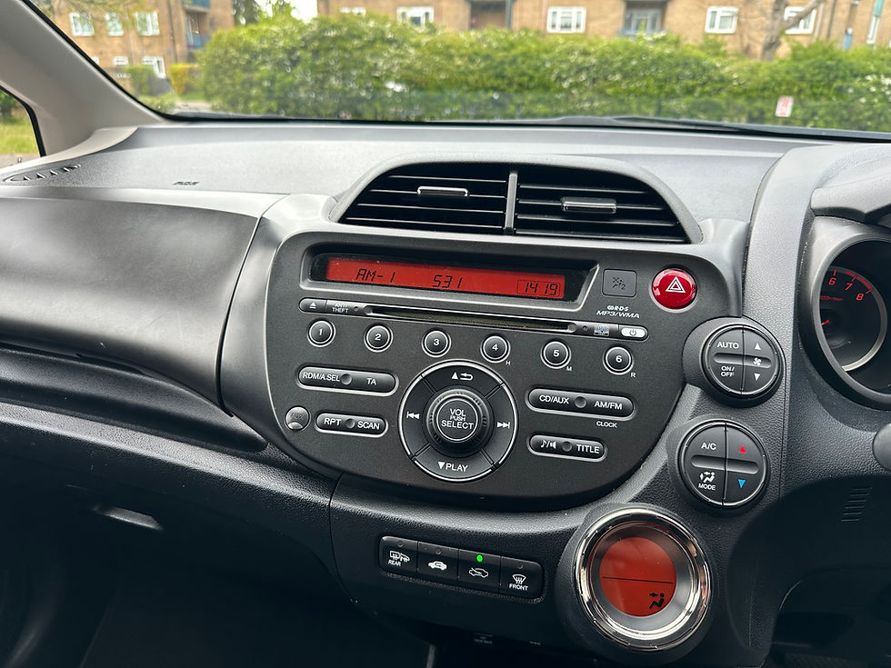 Thumbnail: Honda Jazz 1.4 i-VTEC ES CVT Euro 5 5dr