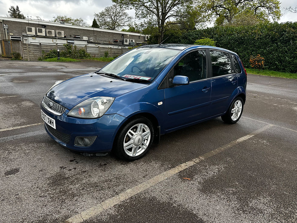 Thumbnail: Ford fiesta 1.6 Ghia 5dr