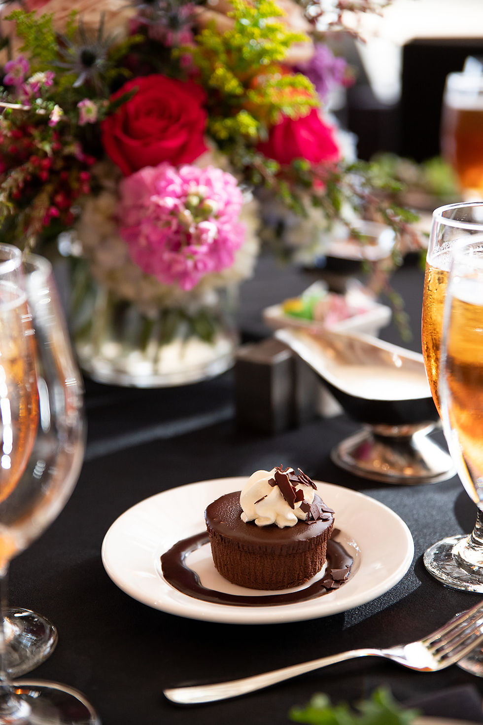 Detail shot of chocolate dessert at Arkansas corporate dinner event. By Arkansas Event Photographer Kalen Kemp