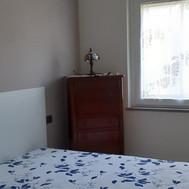 casa-semi-indipendente-riva-di-solto-camera-da-letto-1-1110x623.jpeg