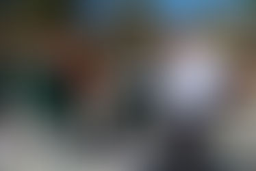 Alcalde Jorge Luis Vázquez, entrega boletos a escolares para concierto de Moderatto