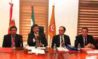 Refrendan colaboración la UAT y la Universidad de León, España