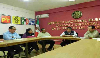 Comparece senadora Martha Palafox ante INE por queja interpuesta por el PRI