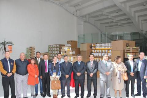 entrega equipamiento UAT.jpg
