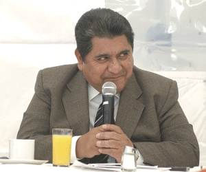 Ratifica juzgado inhabilitación de ex gobernador Héctor Ortiz