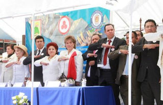 Recibe Ayuntamiento de Apizaco "la Bandera de la Paz"