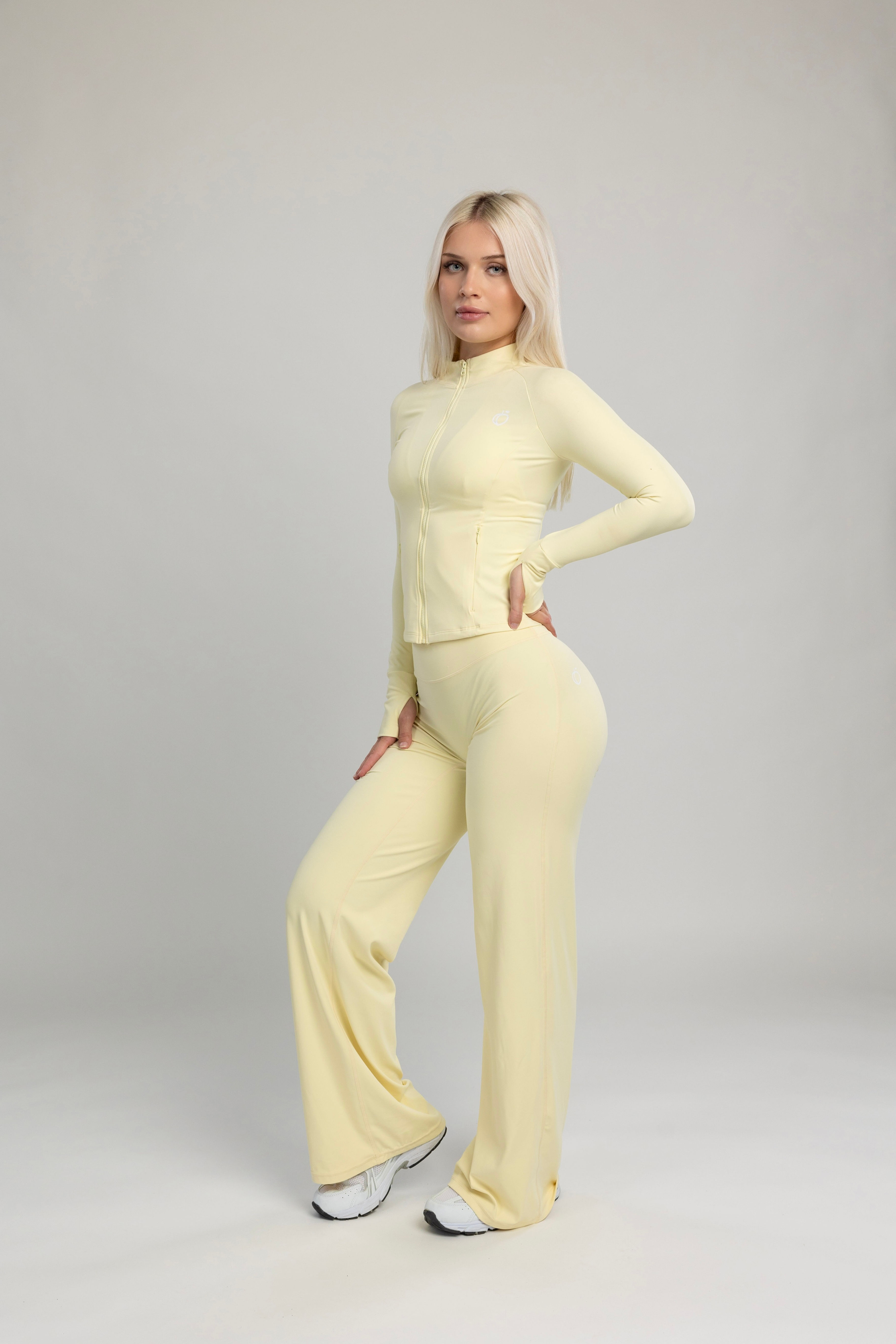 Straight leg baby yellow leggings 