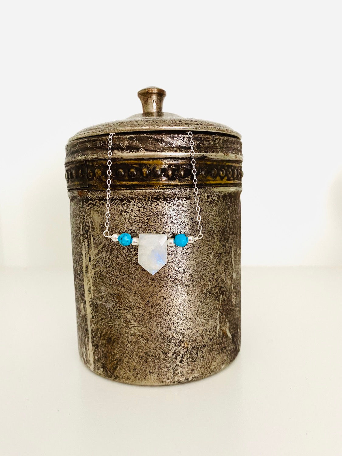 JEZEBEL SILVER NECKLACE 